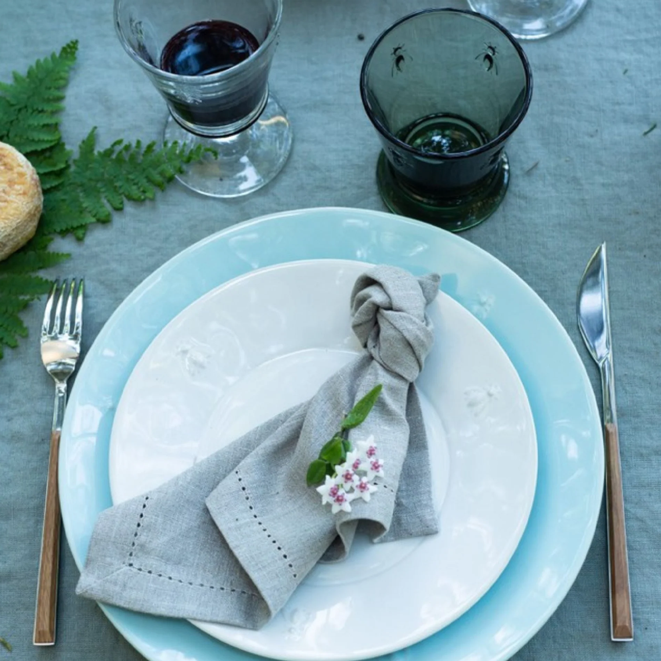 (Set of 4) Bee Ceramic Dessert Plate